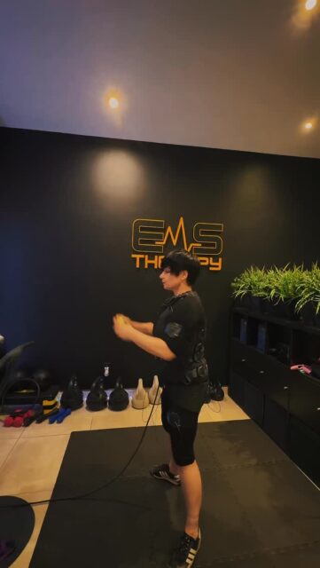 20 minut treningu.
Maksimum efektu.
Tak wygląda EMS w praktyce. ⚡️🔥

#ems #skierniewice #treningw20minut #lepszesamopoczucie #emstherapy